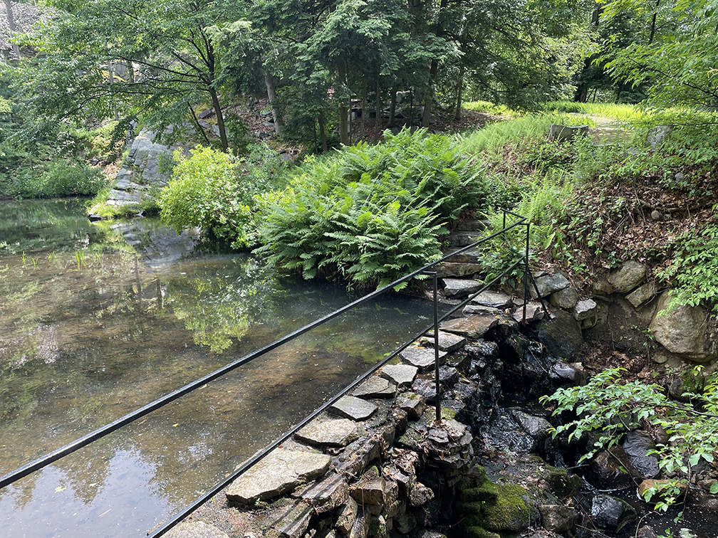 manitoga stone path